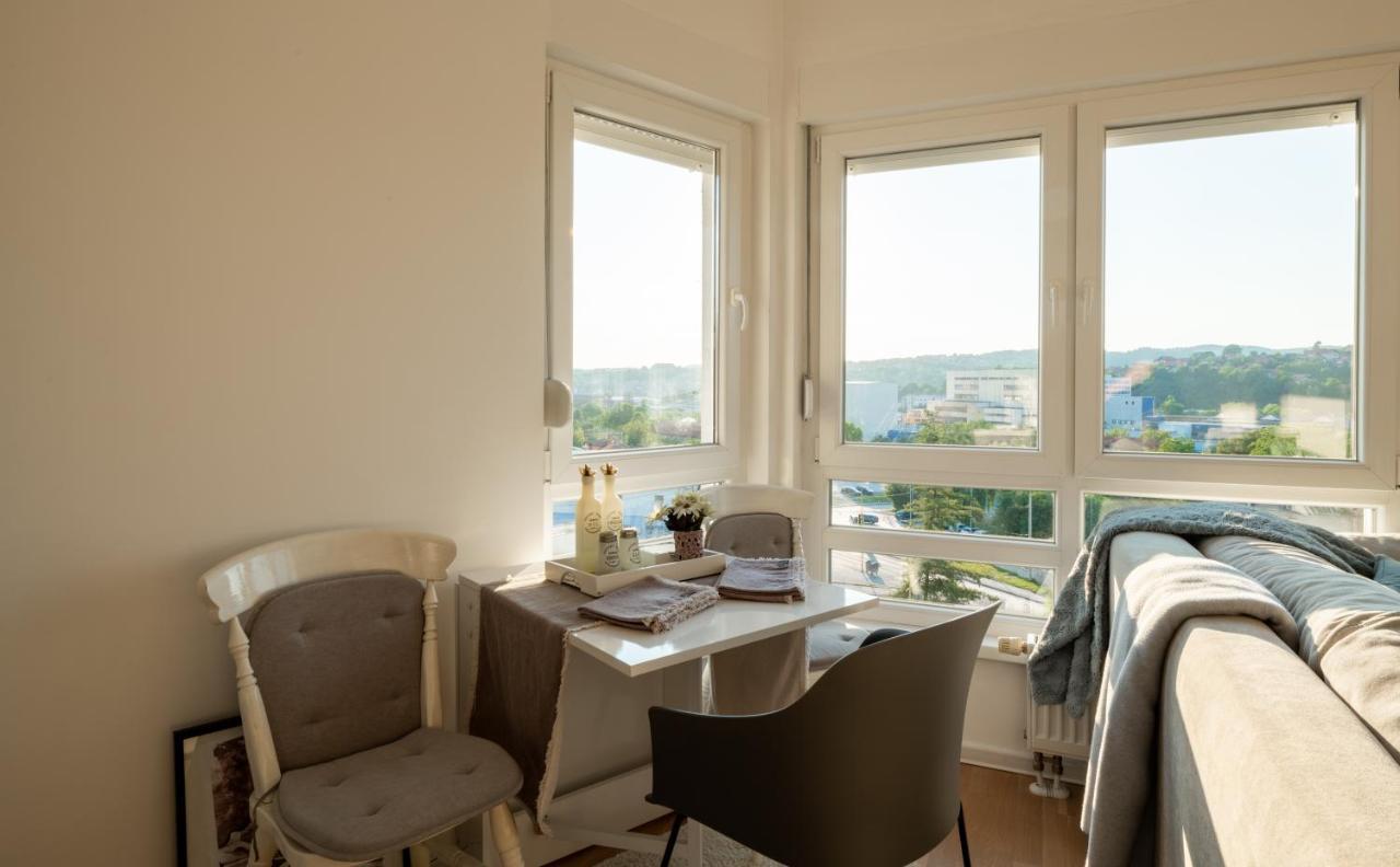 Vesta Apartment Tuzla - Across Bcc Shopping Mall Extérieur photo