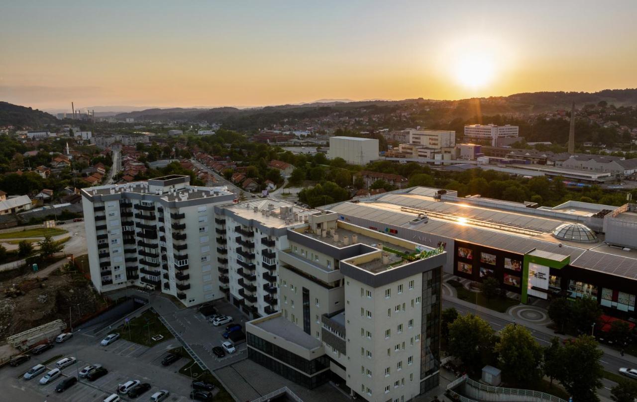 Vesta Apartment Tuzla - Across Bcc Shopping Mall Extérieur photo